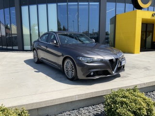 ALFA ROMEO Giulia 2.2 Turbodiesel 150 CV Business Launch Edition