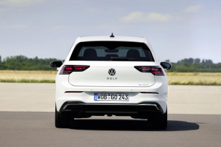 VOLKSWAGEN Golf 1.5 eTSI 115 CV DSG Life