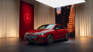 MERCEDES CLA 250+ EQ Premium Plus