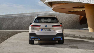 BMW iX xDrive 45