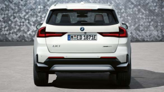 BMW iX1 xDrive 30 xLine