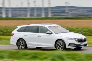 SKODA Octavia 2.0 TSI DSG Wagon RS