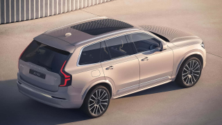 VOLVO XC90 B5 AWD automatico 7 posti Ultra Black Edition