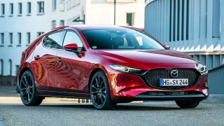 MAZDA Mazda3 e-Skyactiv-X M Hybrid 4p. Centre Line
