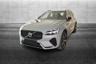 VOLVO XC60 B4 (d) automatico Plus Dark